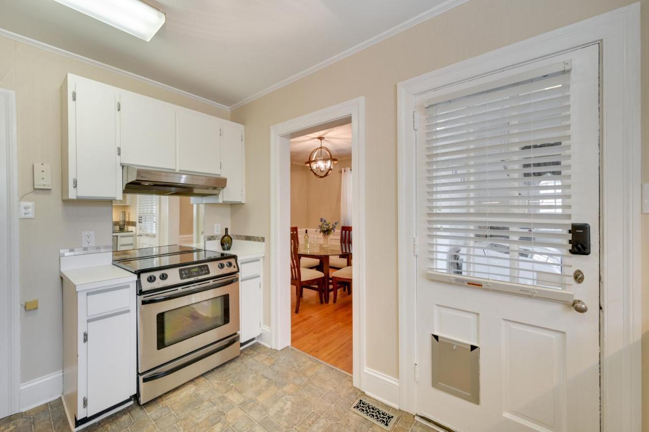 Quaint Goldsboro Home With Screened-In Porch! Exterior foto